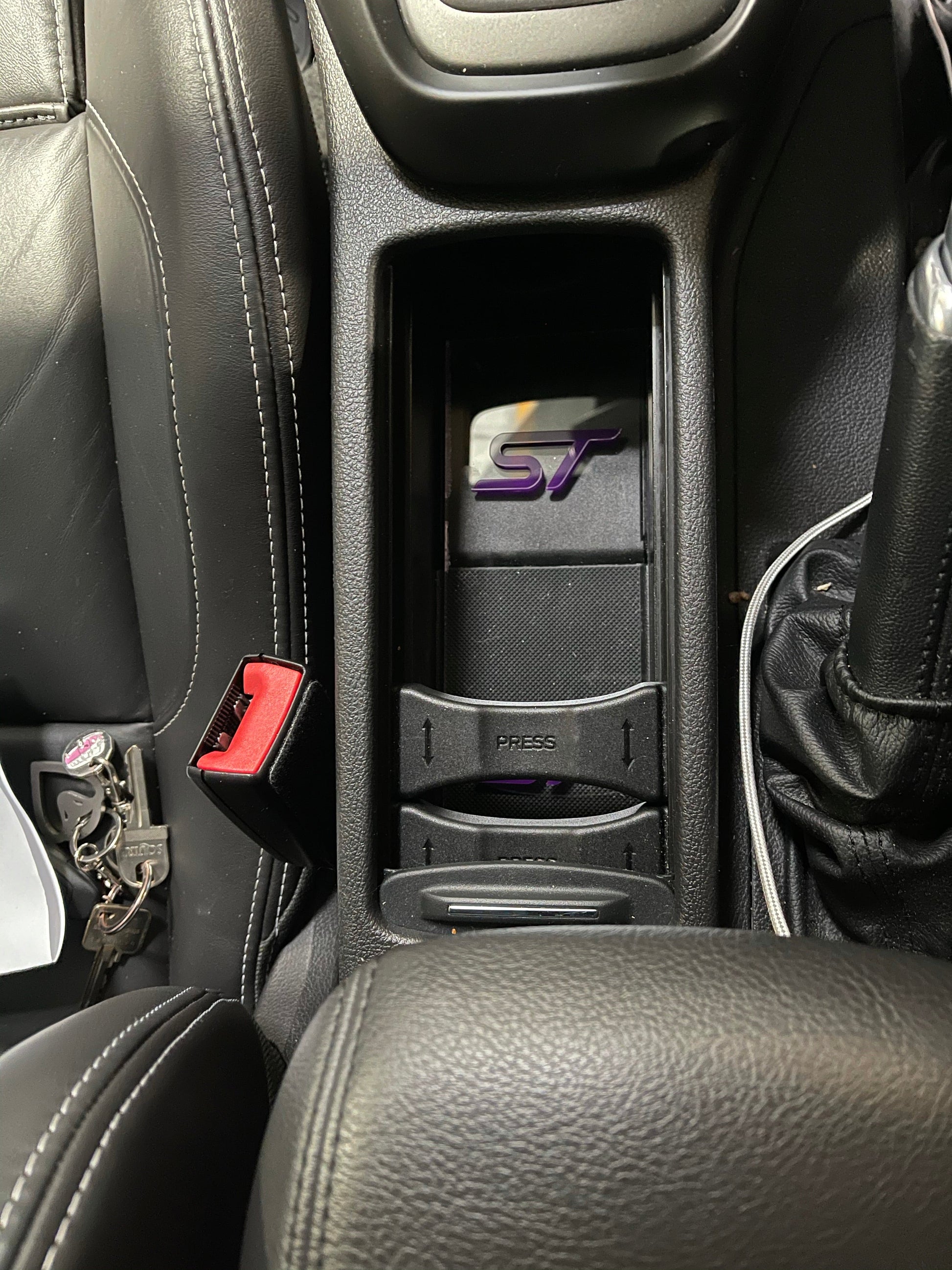 MK3 Focus Facelift - Cup Holder Inserts With Logo - Car Enhancements UK